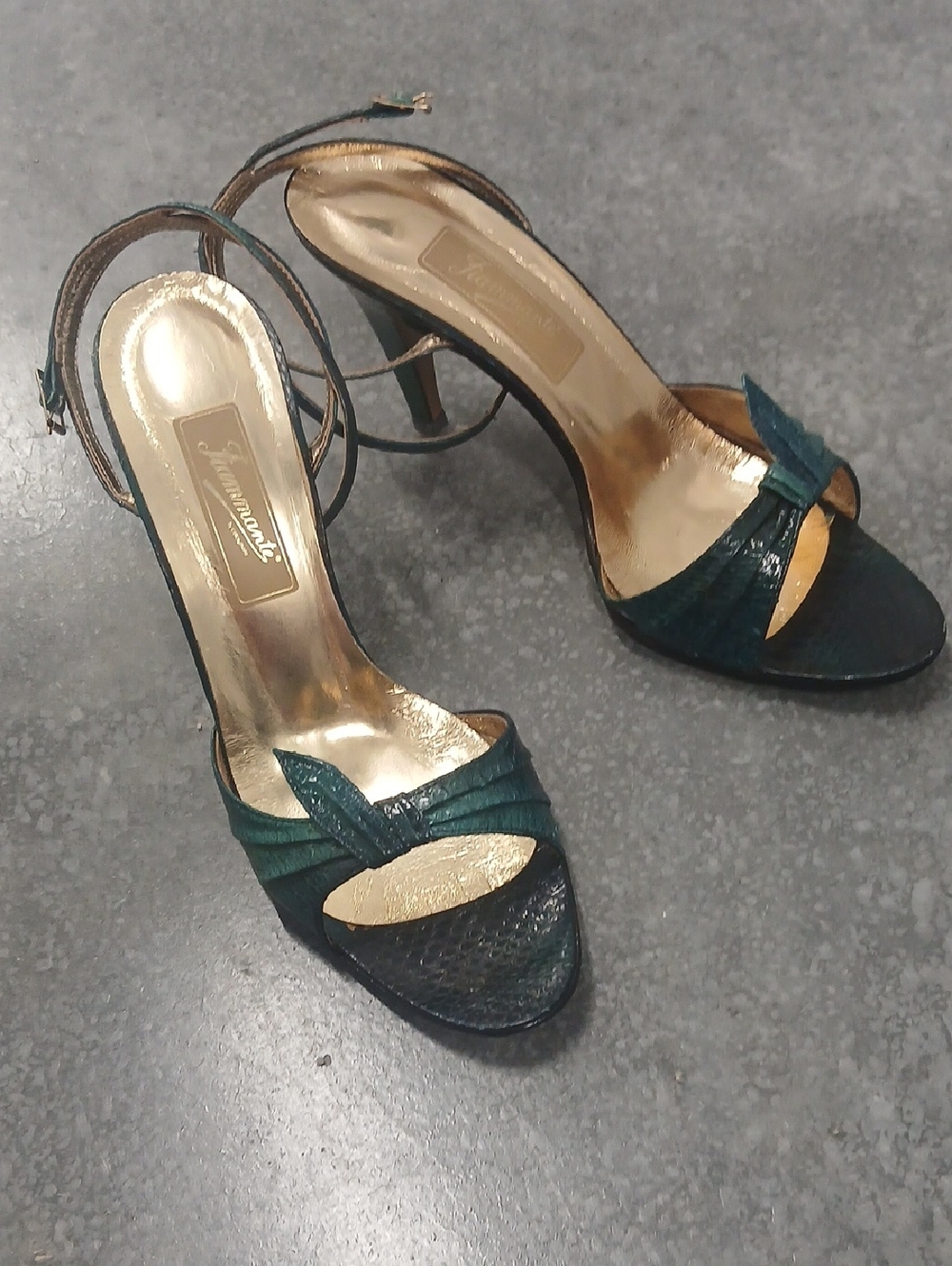 Vintage Fiammante Green Snake Skin Ankle Strap Heels Size 8.5